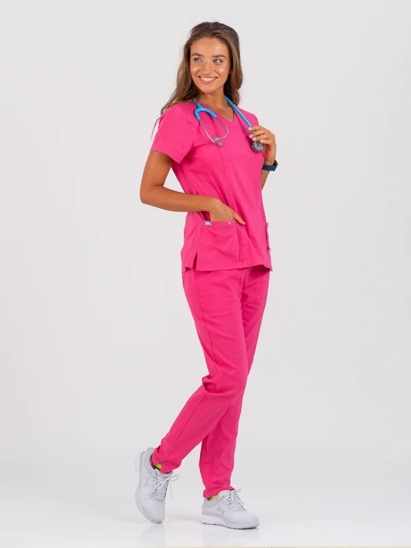 Medicinske pantalone SuperStretch slim pink boje – udobne i rastezljive za medicinsko osoblje, brenda BTS medicinskih uniformi