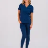 Medicinske pantalone SuperStretch slim teget boje – rastezljive i udobne za medicinsko osoblje, brenda BTS medicinskih uniformi
